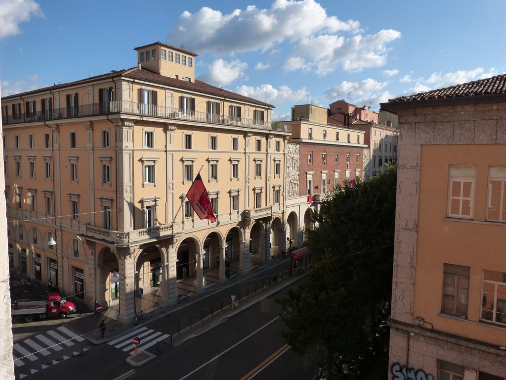 Residenza Piazza Dei Martiri 8 Leilighet Bologna Eksteriør bilde